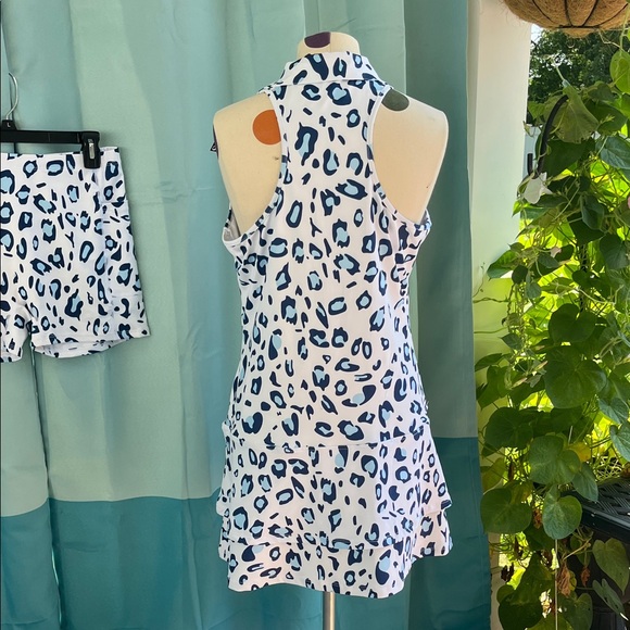 Soneven Golf dress and shorts. - Picture 4 of 5